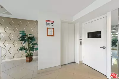 423 S Rexford Dr #303, Beverly Hills, CA 90212 - Photo 9