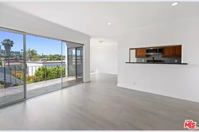 423 S Rexford Dr #303, Beverly Hills, CA 90212 - Photo 19