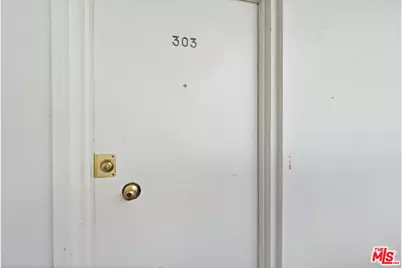 423 S Rexford Dr #303, Beverly Hills, CA 90212 - Photo 15