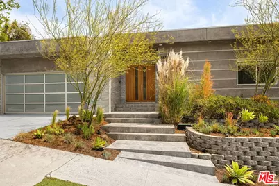 3238 Canyon Lake Dr, Los Angeles, CA 90068 - Photo 3