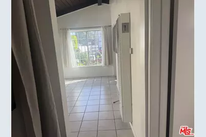4207 S Centinela Ave, Los Angeles, CA 90066 - Photo 15