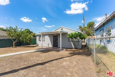 15321 S Frailey Ave, Compton, CA 90221 - Photo 13