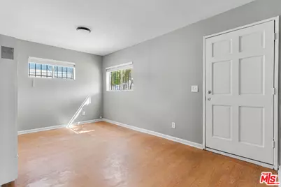 15321 S Frailey Ave, Compton, CA 90221 - Photo 3