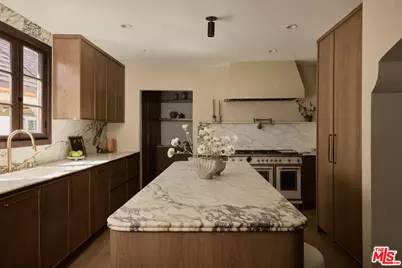 6255 Del Valle Dr, Los Angeles, CA 90048 - Photo 7