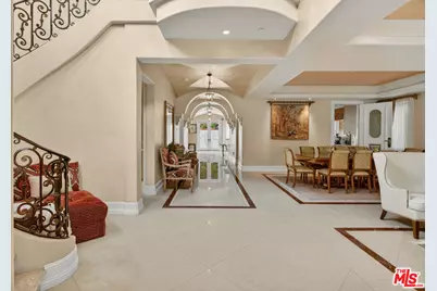 329 S Clark Dr, Beverly Hills, CA 90211 - Photo 5