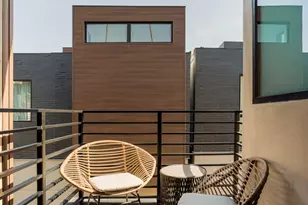 923 N Hilldale Ave, West Hollywood, CA 90069 - Photo 25