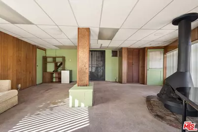 2124 W 112th St, Los Angeles, CA 90047 - Photo 33