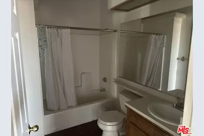 32049 213th St, Llano, CA 93544 - Photo 19