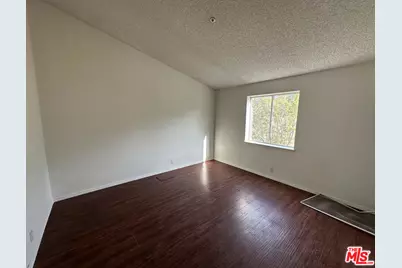 32049 213th St, Llano, CA 93544 - Photo 15