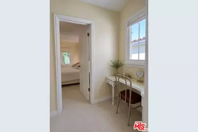 414 N Las Palmas Ave, Los Angeles, CA 90004 - Photo 31