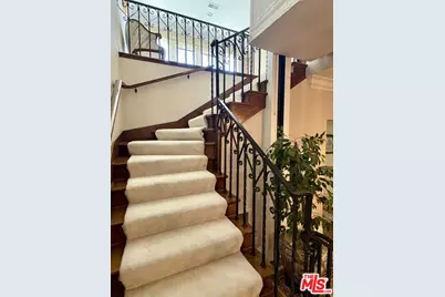 414 N Las Palmas Ave, Los Angeles, CA 90004 - Photo 21