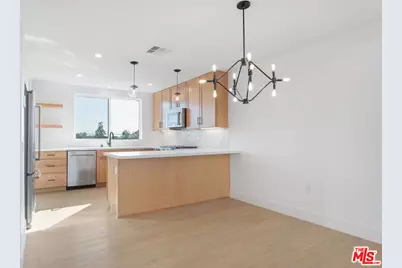 11214 W Lyon Ln #14, North Hollywood, CA 91606 - Photo 5