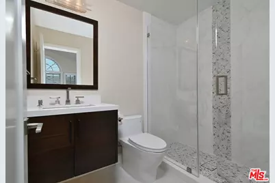 2431 Swanfield Ct, Thousand Oaks, CA 91361 - Photo 35