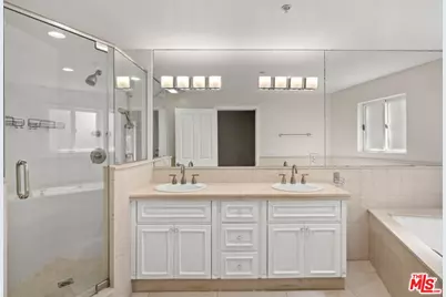 10616 Kinnard Ave #101, Los Angeles, CA 90024 - Photo 25