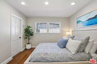 17228 Benner Pl, Encino, CA 91316 - Photo 23