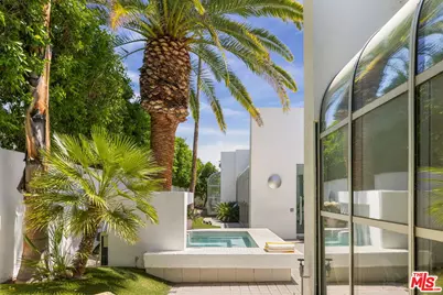 520 W Via Lola, Palm Springs, CA 92262 - Photo 19