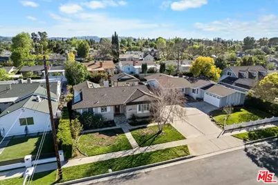 23032 Mobile St, West Hills, CA 91307 - Photo 39