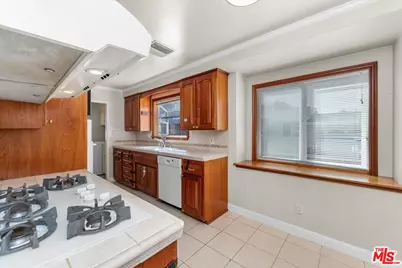 23032 Mobile St, West Hills, CA 91307 - Photo 9