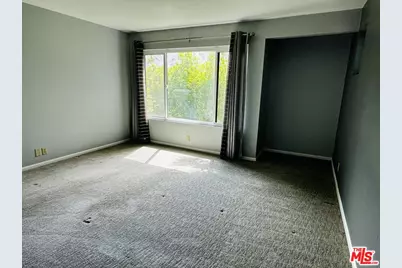 325 E Via Escuela #322, Palm Springs, CA 92262 - Photo 39