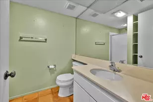 325 E Via Escuela, Palm Springs, CA 92262 - Photo 21