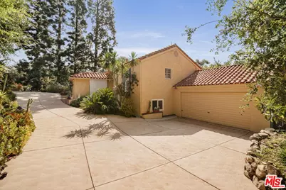 1100 Pine Oak Ln, Pasadena, CA 91105 - Photo 41