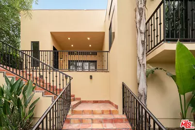 22202 Avenue San Luis, Woodland Hills, CA 91364 - Photo 23