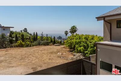 8012 Zeus Dr, Los Angeles, CA 90046 - Photo 35