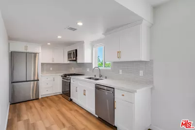 1470 Rexford Dr #302, Los Angeles, CA 90035 - Photo 3