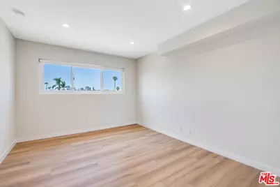 1470 Rexford Dr #302, Los Angeles, CA 90035 - Photo 7