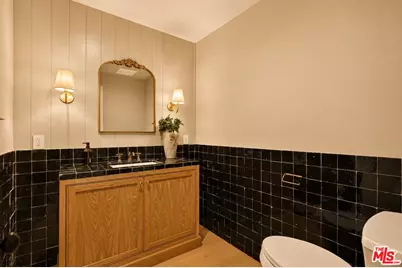12610 Sarah St, Studio City, CA 91604 - Photo 31
