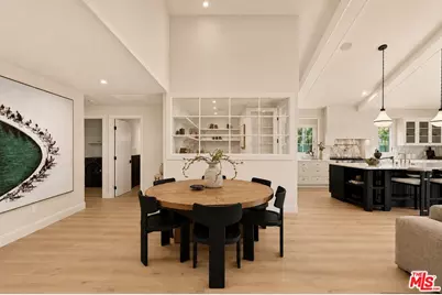 12610 Sarah St, Studio City, CA 91604 - Photo 17