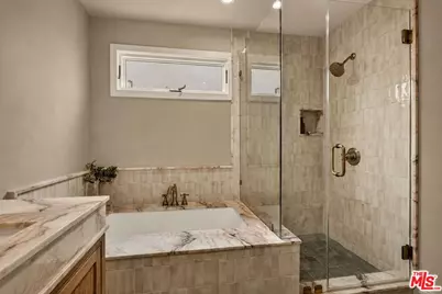 12610 Sarah St, Studio City, CA 91604 - Photo 17