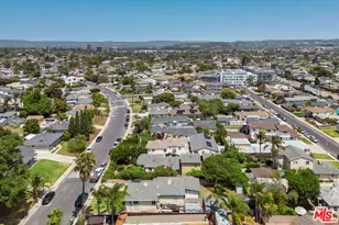 8430 Wiley Post Ave, Los Angeles, CA 90045 - Photo 27
