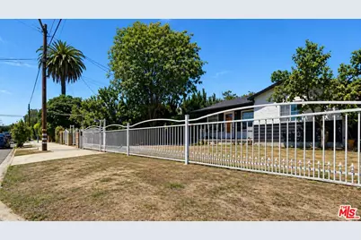 10341 Arminta St, Los Angeles, CA 91352 - Photo 5