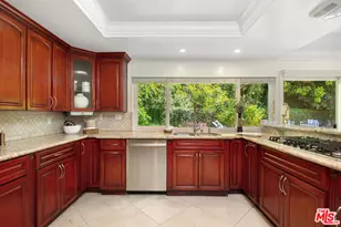 2024 San Ysidro Dr, Beverly Hills, CA 90210 - Photo 13