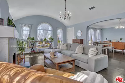 1728 W 81st St, Los Angeles, CA 90047 - Photo 5