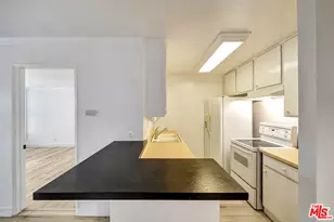 320 S Ardmore Ave, Los Angeles, CA 90020 - Photo 23