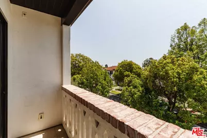 16037 Junaluska Way, Pacific Palisades, CA 90272 - Photo 23