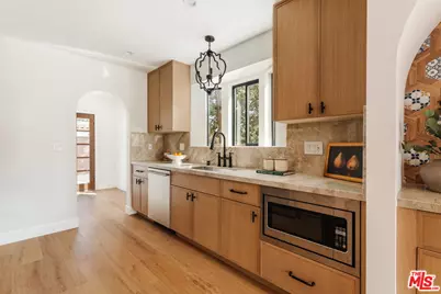 3936 Olmsted Ave, Los Angeles, CA 90008 - Photo 17