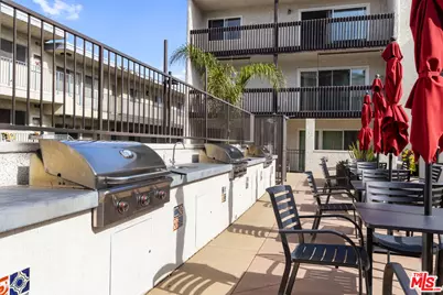 5334 Lindley Ave #340, Encino, CA 91316 - Photo 13