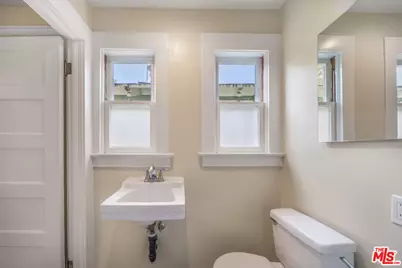 123 Wavecrest Ave, Venice, CA 90291 - Photo 31