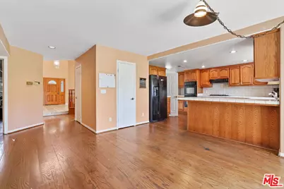6811 Hitchingpost Cir, Huntington Beach, CA 92648 - Photo 17