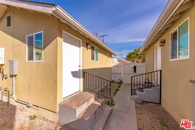 117 S Hayes Ave, Oxnard, CA 93030 - Photo 9