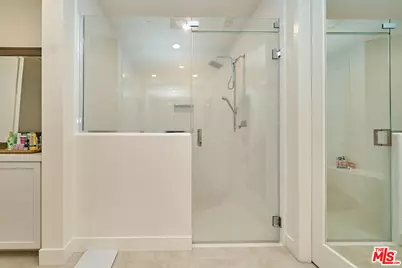 8898 Los Coyotes Ct #210, Buena Park, CA 90621 - Photo 13