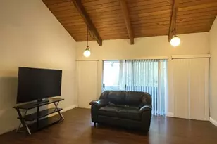 8601 International Ave, Canoga Park, CA 91304 - Photo 5