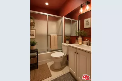 8601 International Ave #210, Canoga Park, CA 91304 - Photo 9