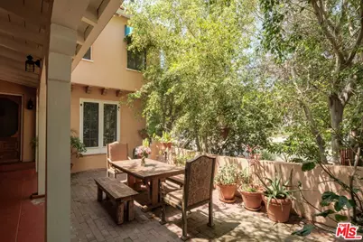 1165 N Howard St, Glendale, CA 91207 - Photo 3