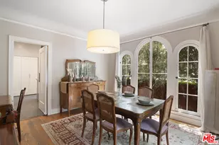 300 N Bronson Ave, Los Angeles, CA 90004 - Photo 11