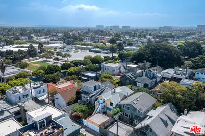123 Wavecrest Ave, Venice, CA 90291 - Photo 49