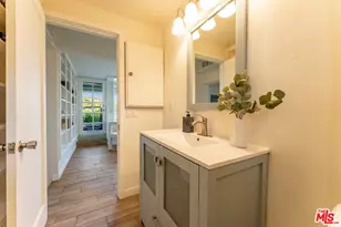 9866 McBroom St, Los Angeles, CA 91040 - Photo 37